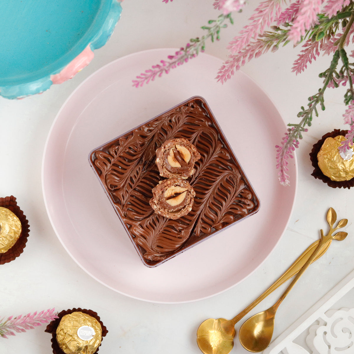 Ferroro Rocher Mini Ferrero Rocher Chocolate Mini Dream Cake - 300 gms – Ssavita's Kitchen Hub
